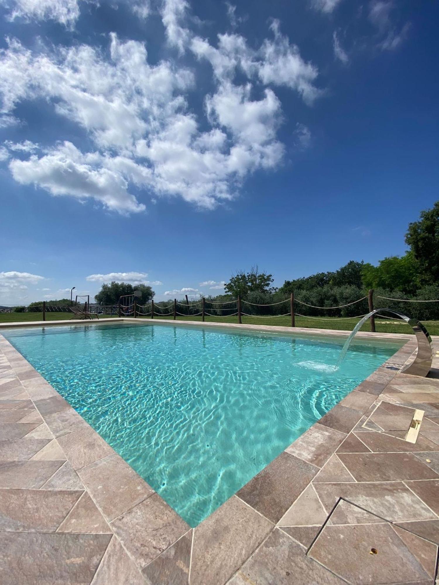 Agriturismo Nido Delle Rondini Мачерата Экстерьер фото